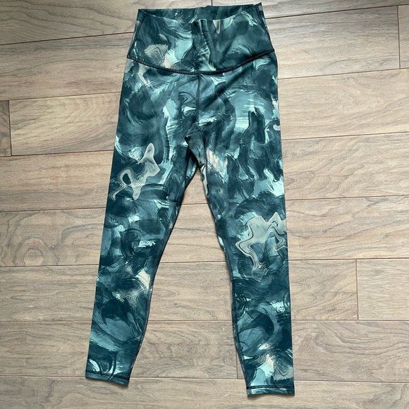 Fabletics Legging - Picture 5 of 6